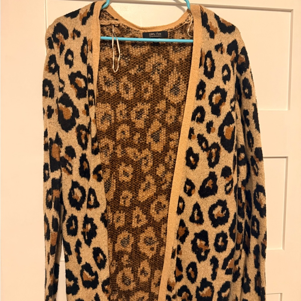 Chic Leopard Print Cardigan